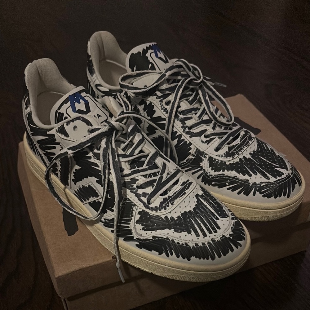 V-10 VEJA X MARNI